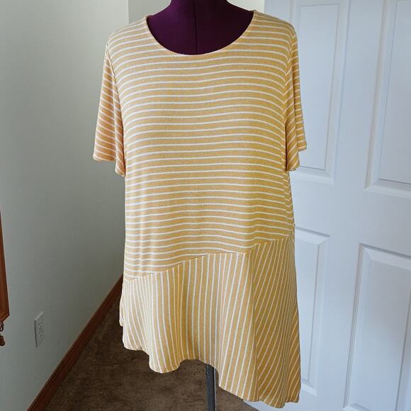 Lane Bryant Sunshine Striped Tunic Top 18 / 20 lightweight sweater short sleeves - Picture 5 of 12